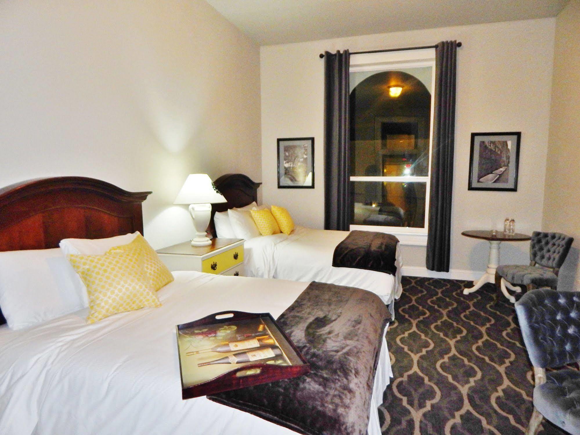The Dilworth Inn Gonzales Экстерьер фото