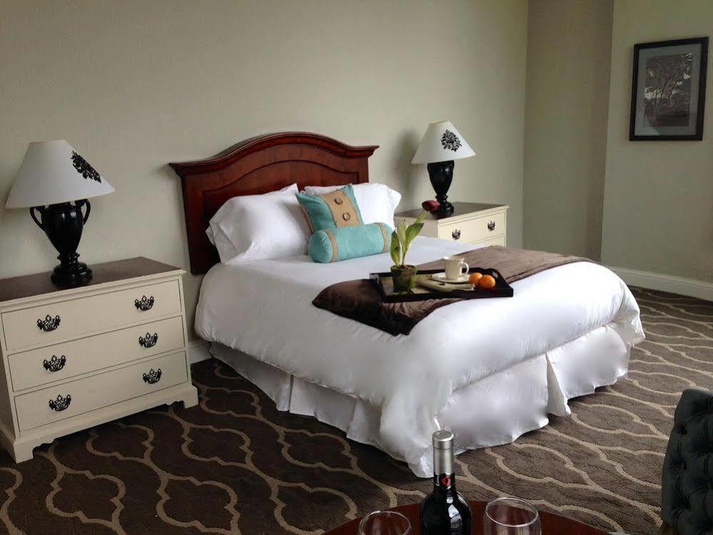The Dilworth Inn Gonzales Экстерьер фото