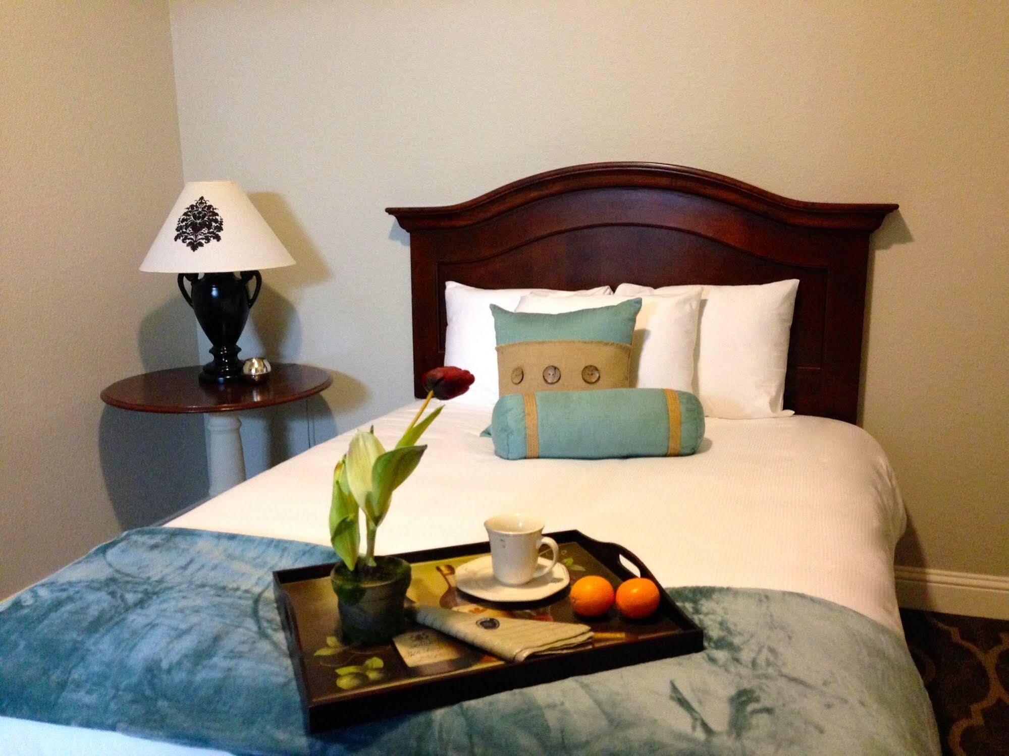 The Dilworth Inn Gonzales Экстерьер фото