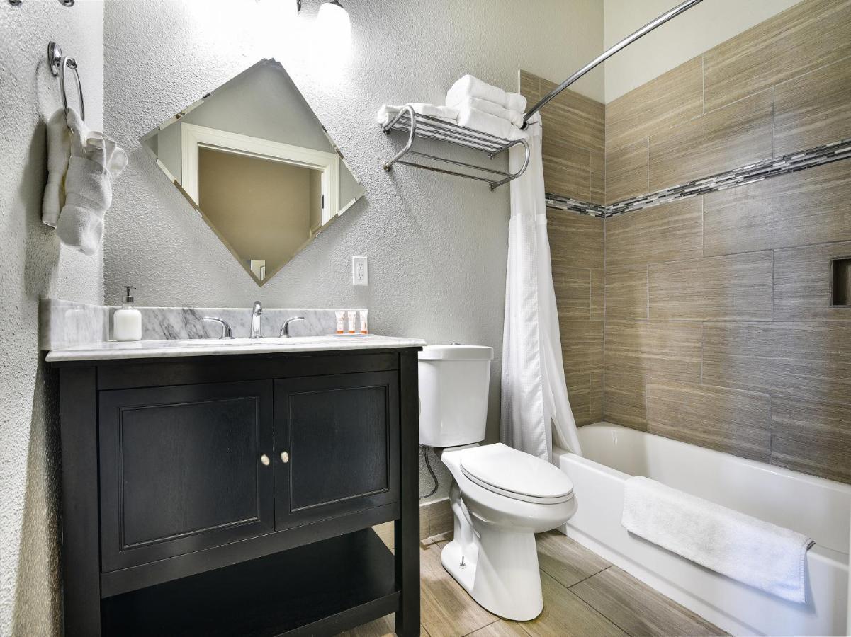 The Dilworth Inn Gonzales Экстерьер фото